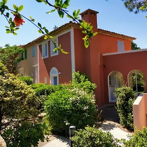 villa-dolce.fr-provencehotel.com/